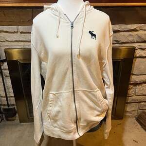 Abercrombie & Fitch Men's White Full-Zip Hoodie